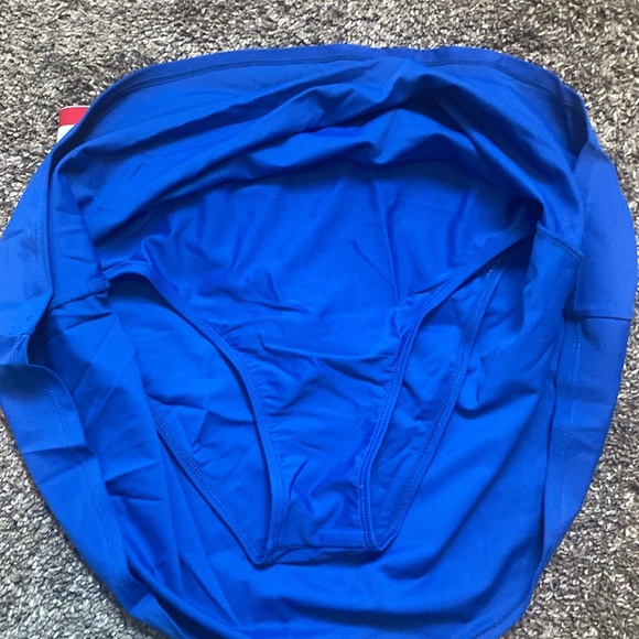 Pink Lily 2 Piece Swimsuit Sports Bra Type Top Bottoms Under Attached Skirt NWOT - Picture 7 of 10